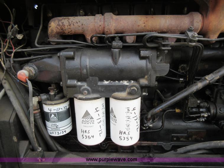 image for item AY9485 1980 Allis Chalmers 7045 tractor