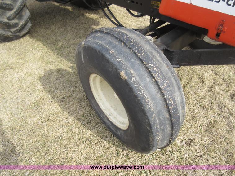 image for item AY9485 1980 Allis Chalmers 7045 tractor