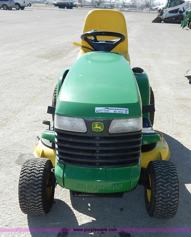 image for item BC9556 2003 John Deere LT160 lawn mower