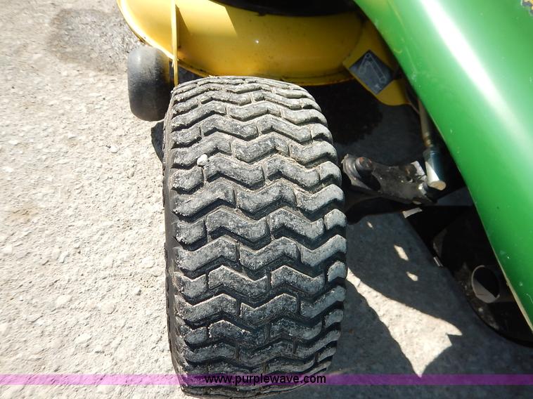 image for item BC9556 2003 John Deere LT160 lawn mower