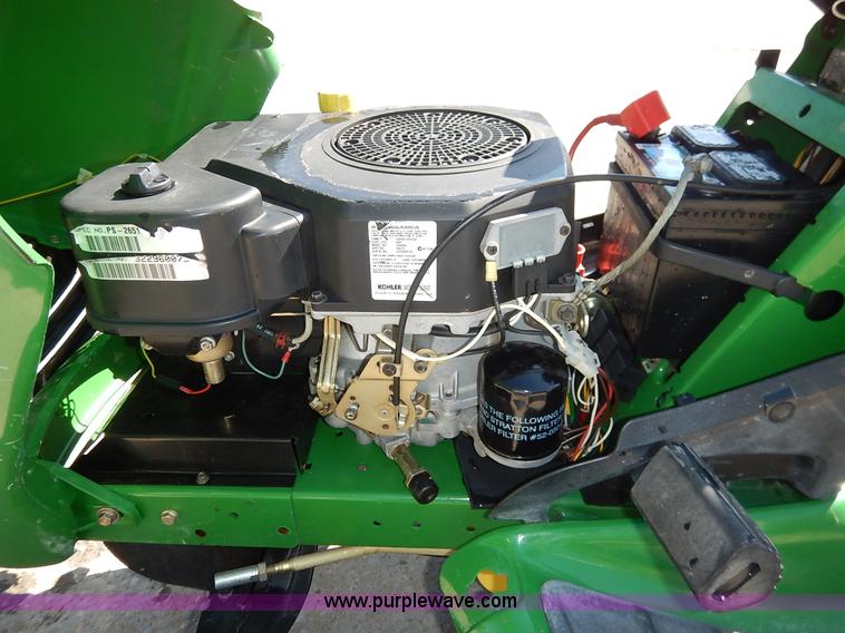 image for item BC9556 2003 John Deere LT160 lawn mower