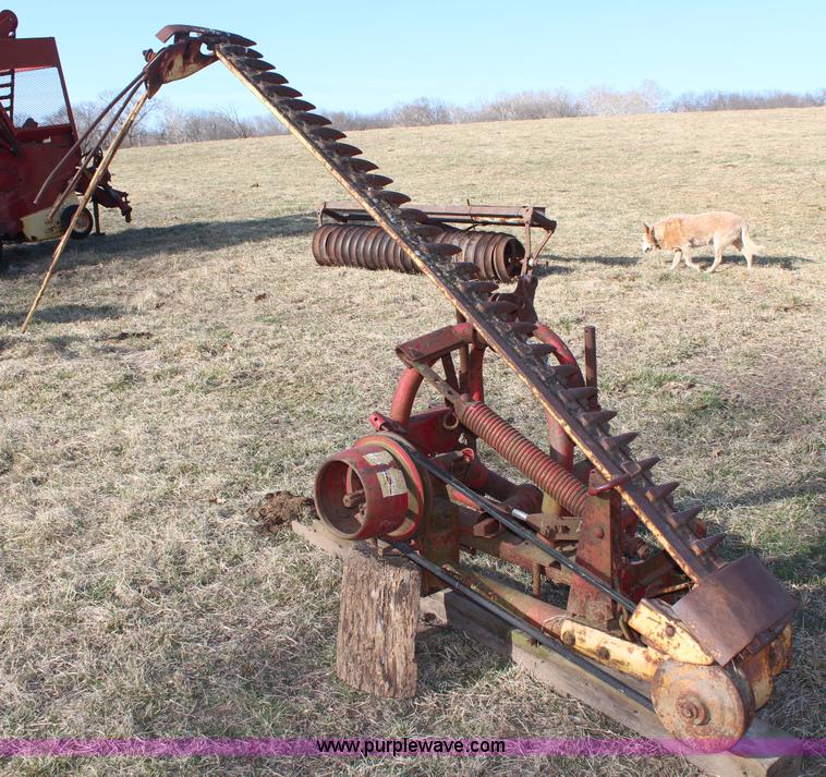 image for item BO9488 New Holland 451 sickle mower