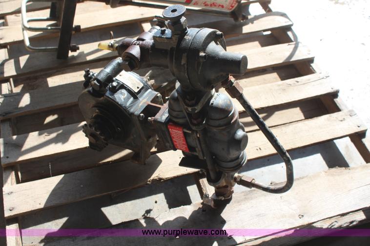 image for item BO9499 Blu-Jet 8DI-200 NH3 injection pump