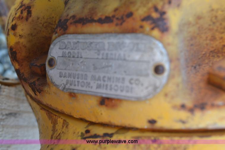 image for item D1407 Danuser F8 post hole auger