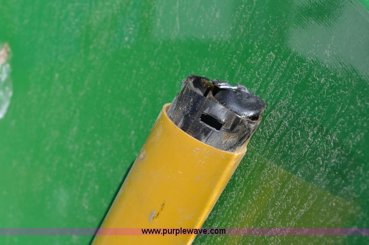 image for item D1432 Frontier SS1067B fertilizer spreader