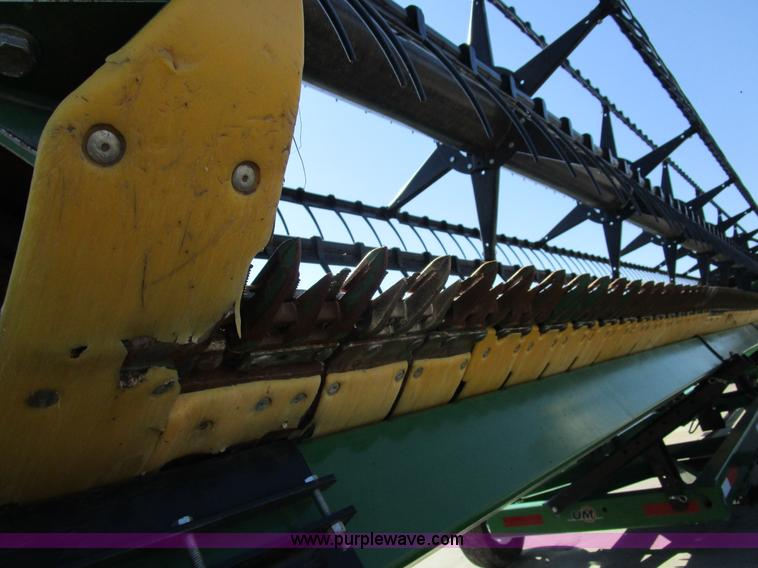 image for item D2333 2013 John Deere 635FD hydraflex draper head