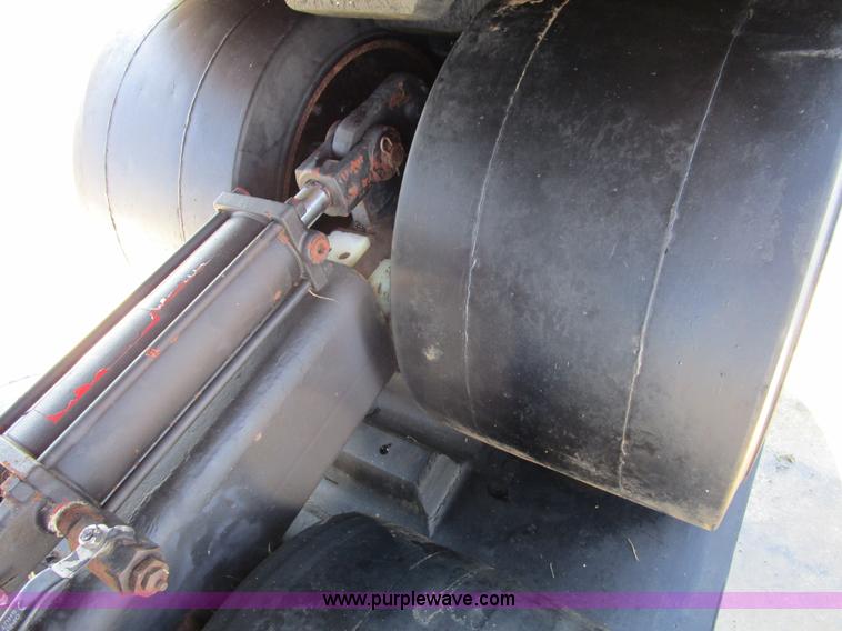 image for item D2334 2008 GripTrac 1103-1104 combine tracks