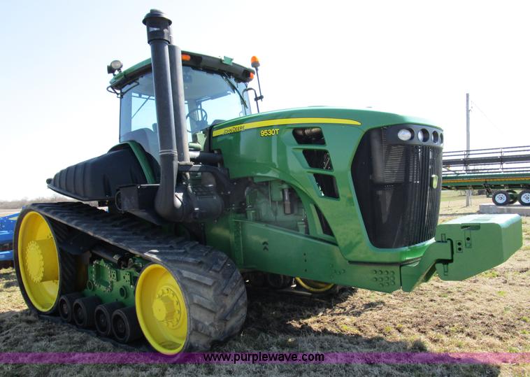 image for item D2335 2008 John Deere 9530T tractor