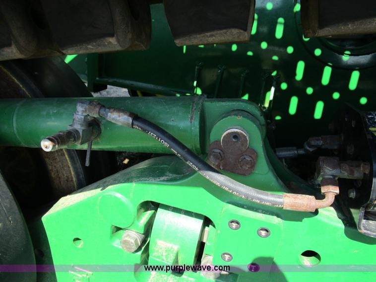 image for item D2335 2008 John Deere 9530T tractor