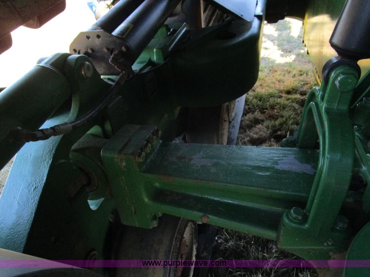 image for item D2335 2008 John Deere 9530T tractor