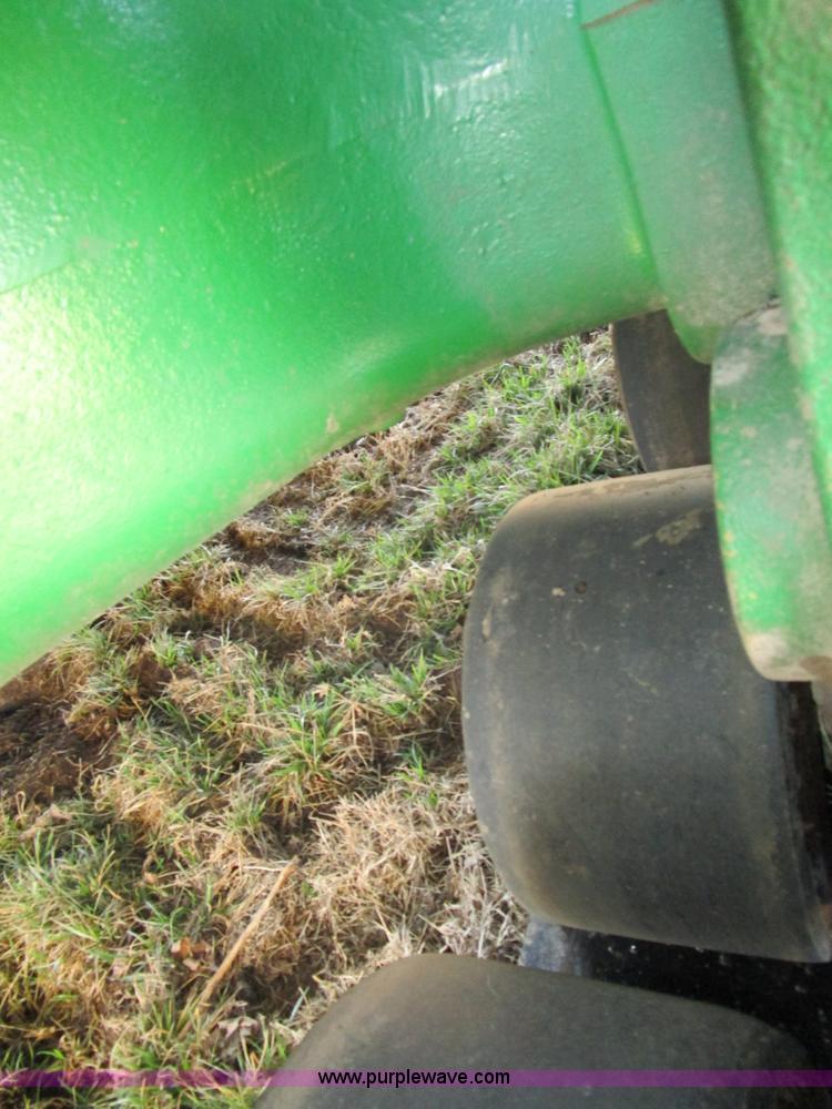 image for item D2335 2008 John Deere 9530T tractor