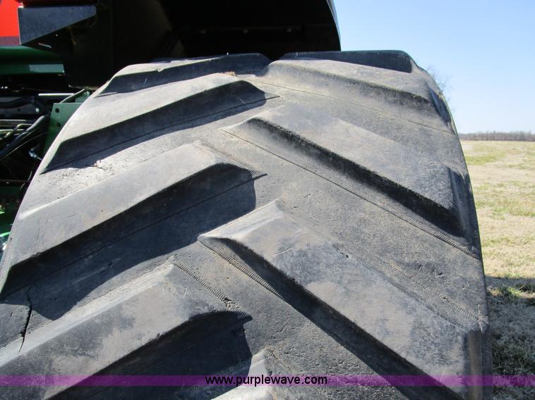 image for item D2335 2008 John Deere 9530T tractor