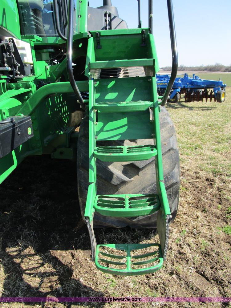 image for item D2335 2008 John Deere 9530T tractor