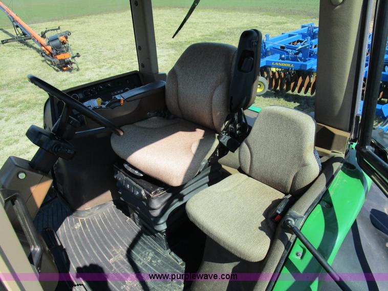 image for item D2335 2008 John Deere 9530T tractor