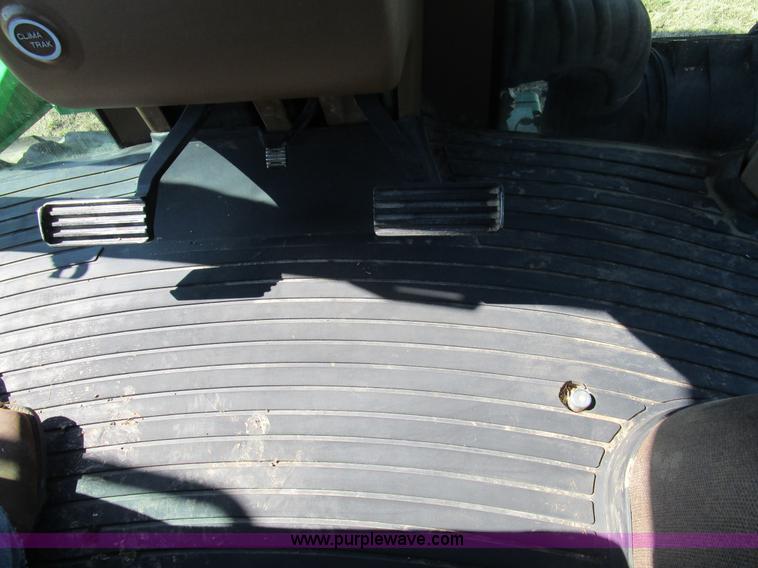 image for item D2335 2008 John Deere 9530T tractor