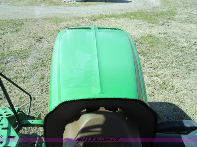 image for item D2335 2008 John Deere 9530T tractor