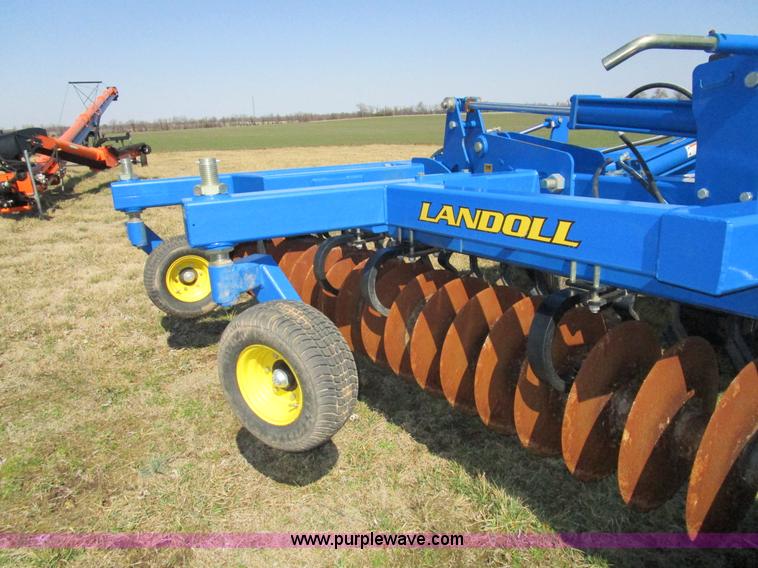 image for item D2336 2013 Landoll 7450-39 vertical tillage