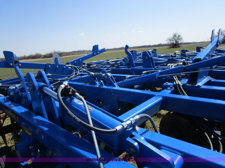 image for item D2336 2013 Landoll 7450-39 vertical tillage