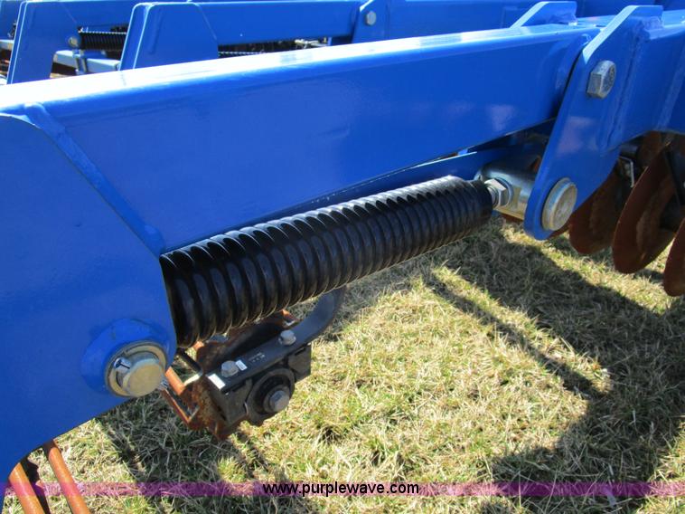 image for item D2336 2013 Landoll 7450-39 vertical tillage