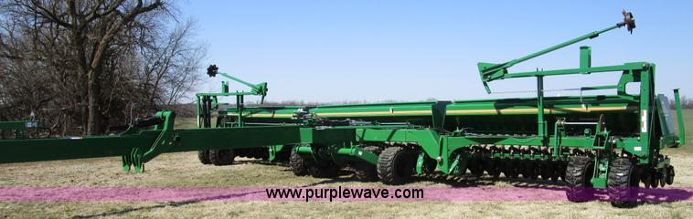 image for item D2337 2013 Great Plains 3S-4000HD-6375 grain drill