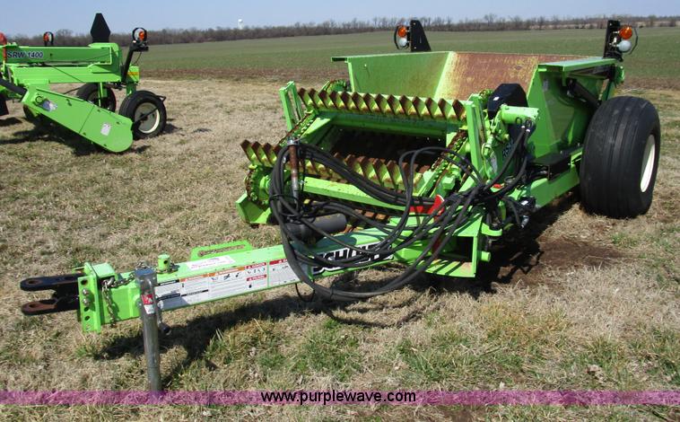 image for item D2340 2010 Schulte R5320 Jumbo rock picker