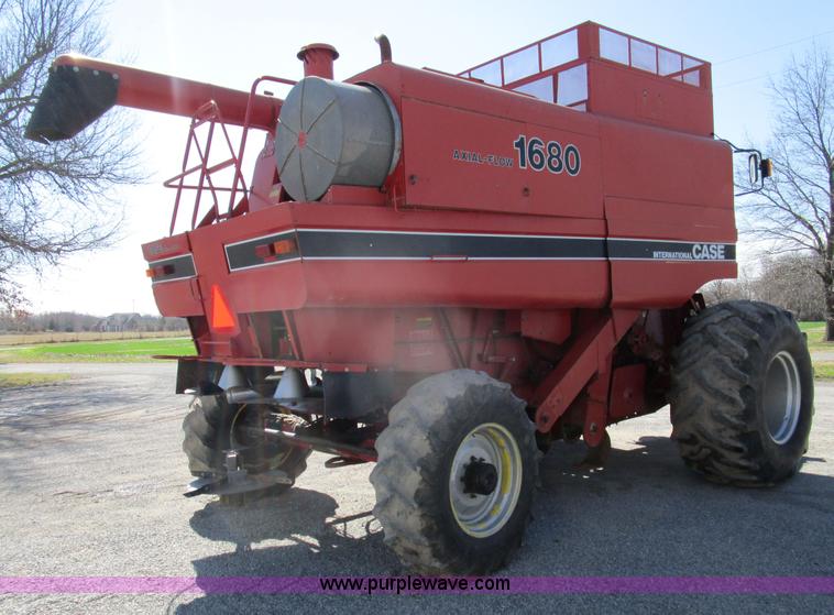 image for item D2357 1987 Case IH 1680 Axial-Flow RWA combine