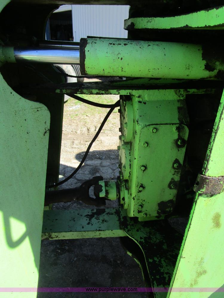 image for item D2358 Steiger Bearcat 4WD tractor