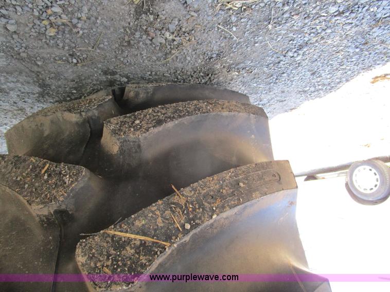 image for item D2358 Steiger Bearcat 4WD tractor