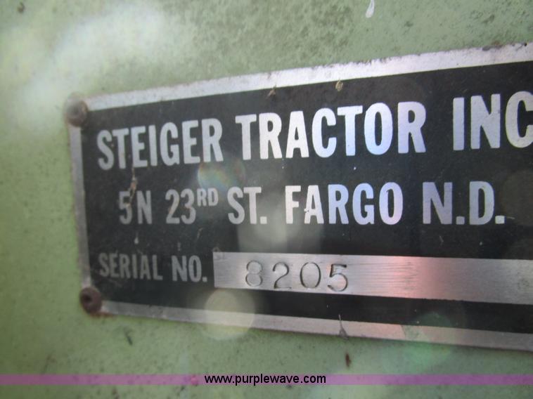 image for item D2358 Steiger Bearcat 4WD tractor
