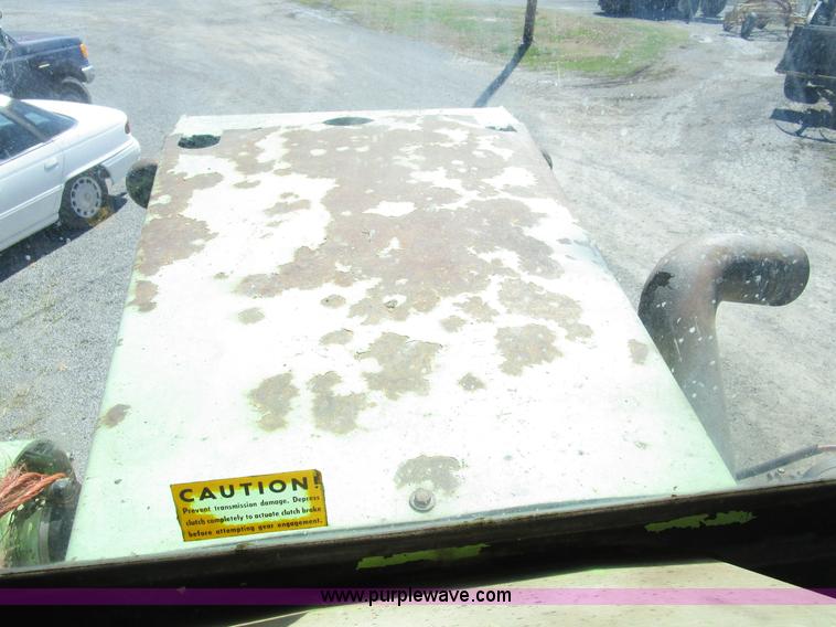 image for item D2358 Steiger Bearcat 4WD tractor