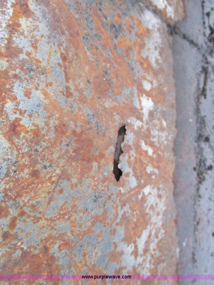 image for item D2379 1998 John Deere 925 platform flex head