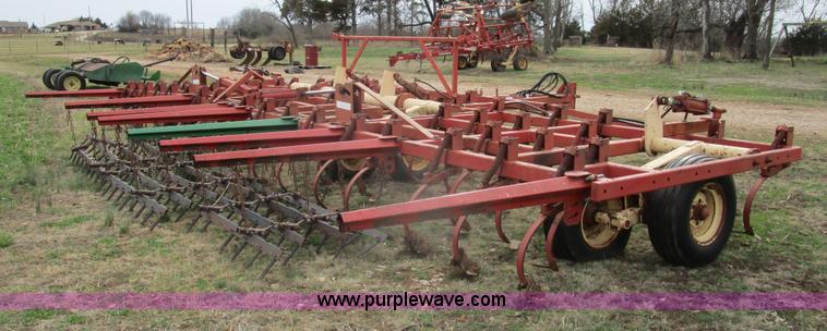 image for item D2385 Krause 4100 field cultivator