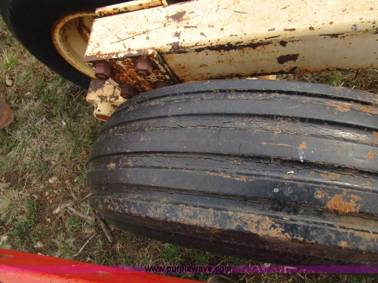 image for item D2385 Krause 4100 field cultivator