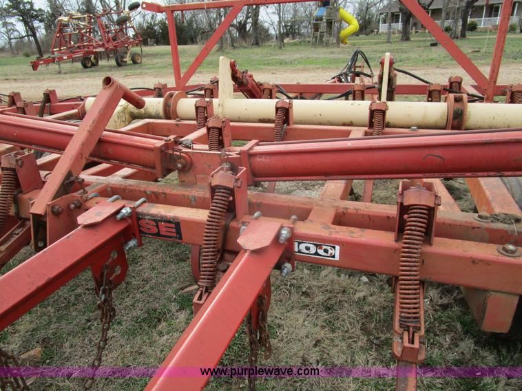 image for item D2385 Krause 4100 field cultivator