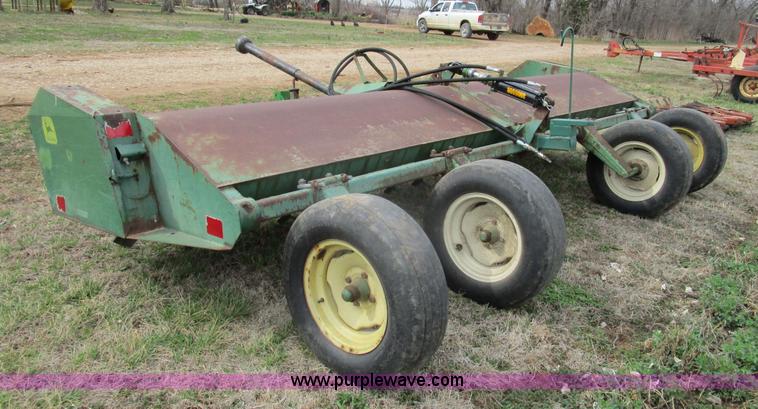 image for item D2386 John Deere 27 flail mower