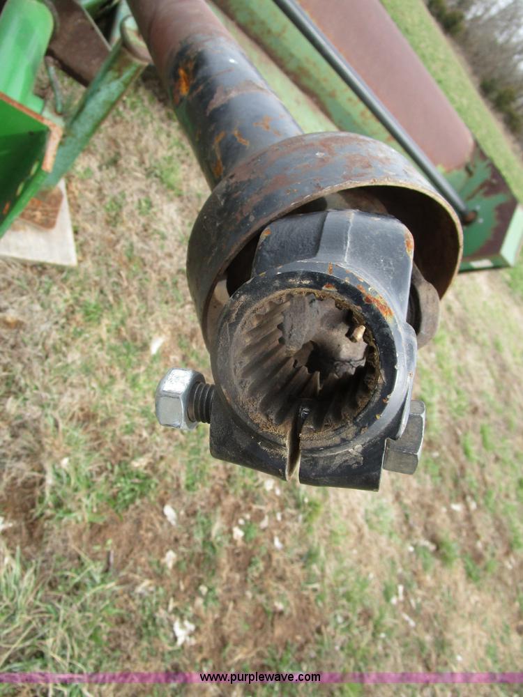 image for item D2386 John Deere 27 flail mower