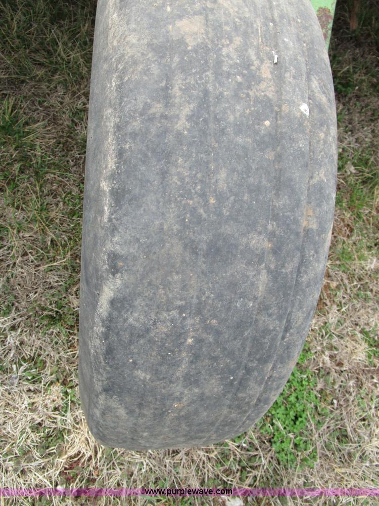 image for item D2386 John Deere 27 flail mower