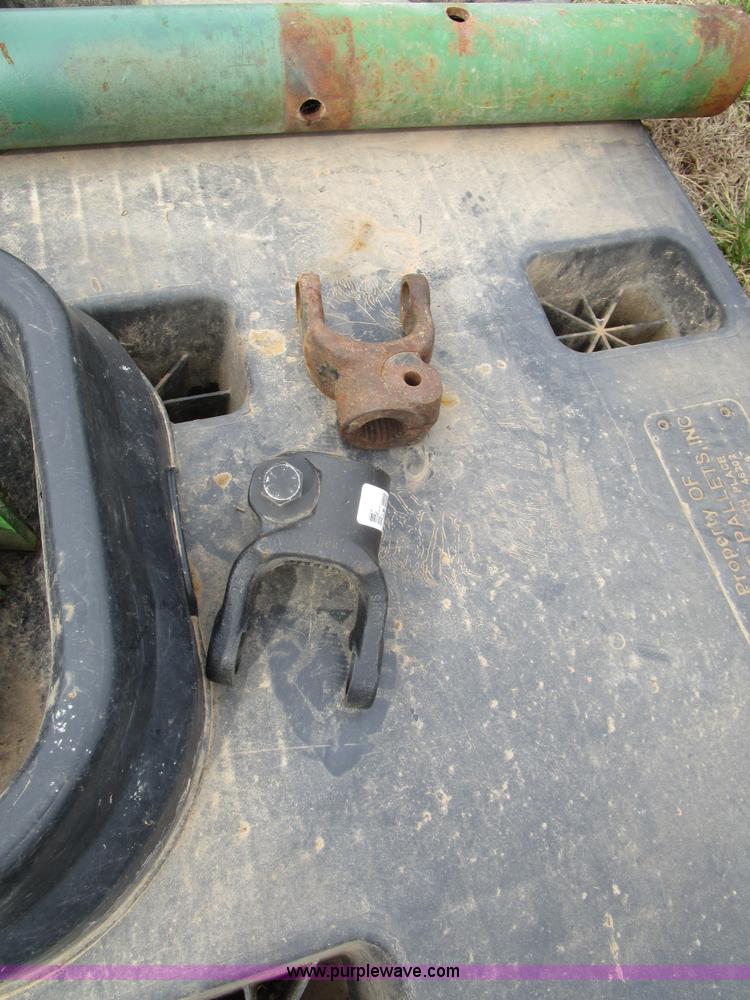 image for item D2386 John Deere 27 flail mower