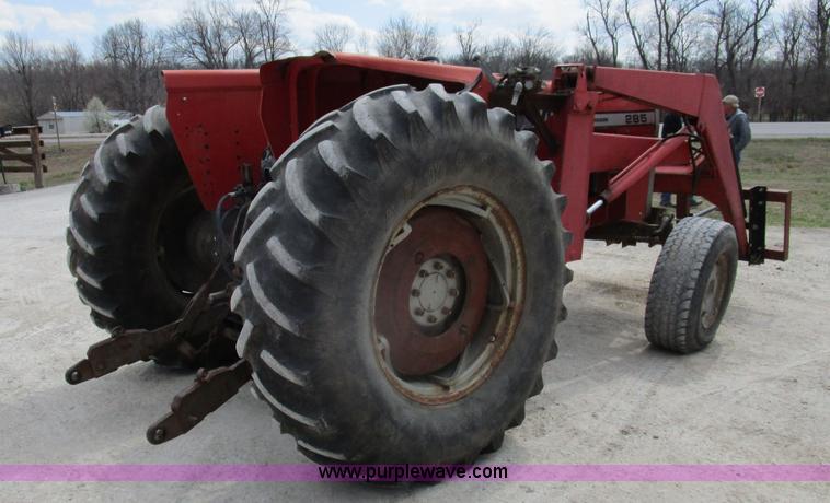 image for item D2390 Massey-Ferguson 285 tractor