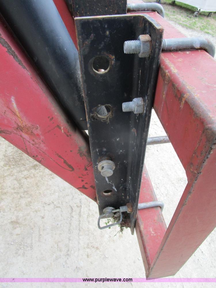 image for item D2390 Massey-Ferguson 285 tractor