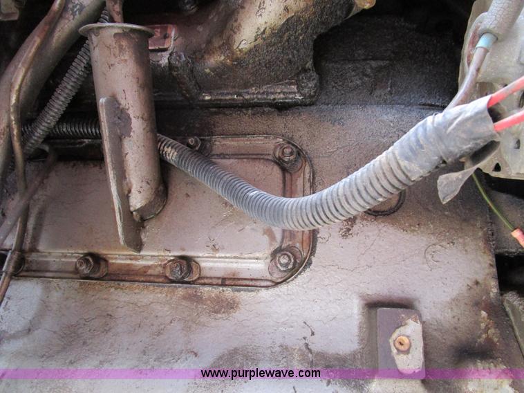 image for item D2390 Massey-Ferguson 285 tractor