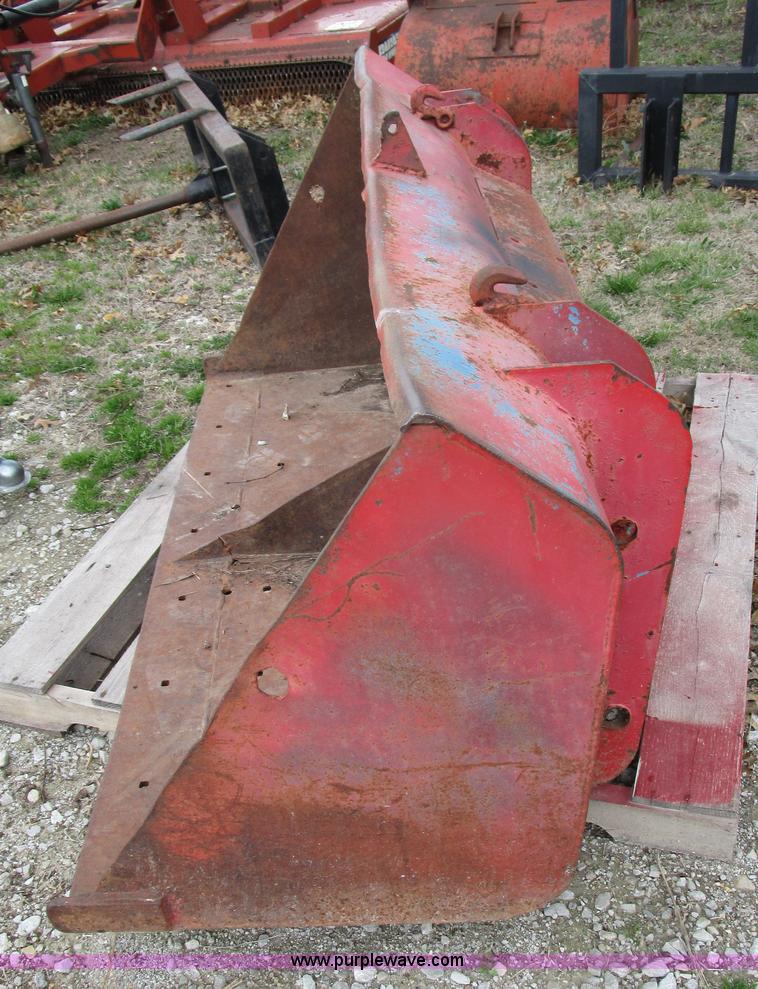 image for item D2390 Massey-Ferguson 285 tractor