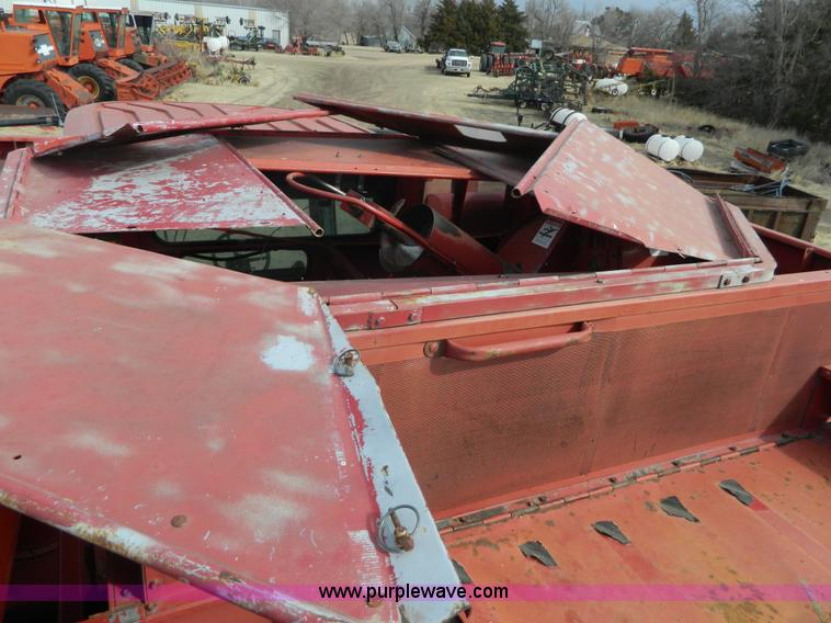 image for item D6118 1998 Case IH 2388 Axial-Flow combine