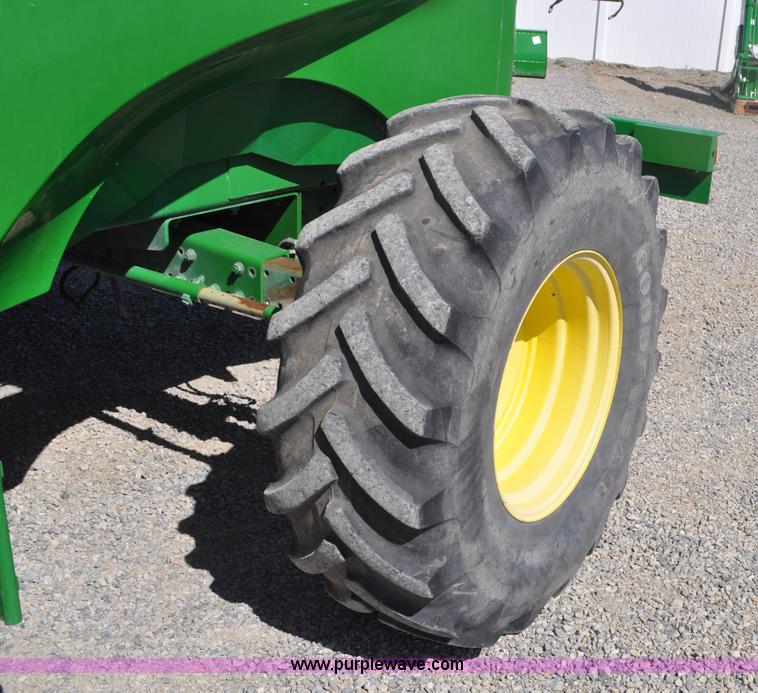 image for item F2266 2006 John Deere 7800 forage harvester