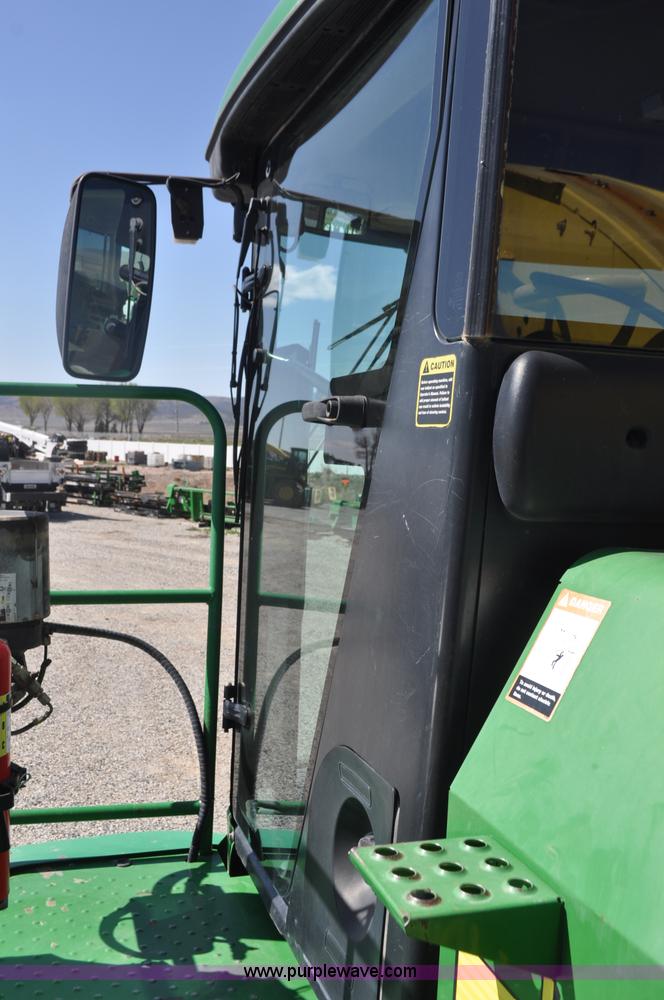 image for item F2266 2006 John Deere 7800 forage harvester