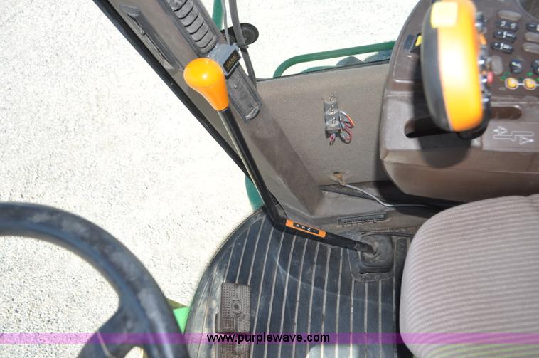 image for item F2266 2006 John Deere 7800 forage harvester