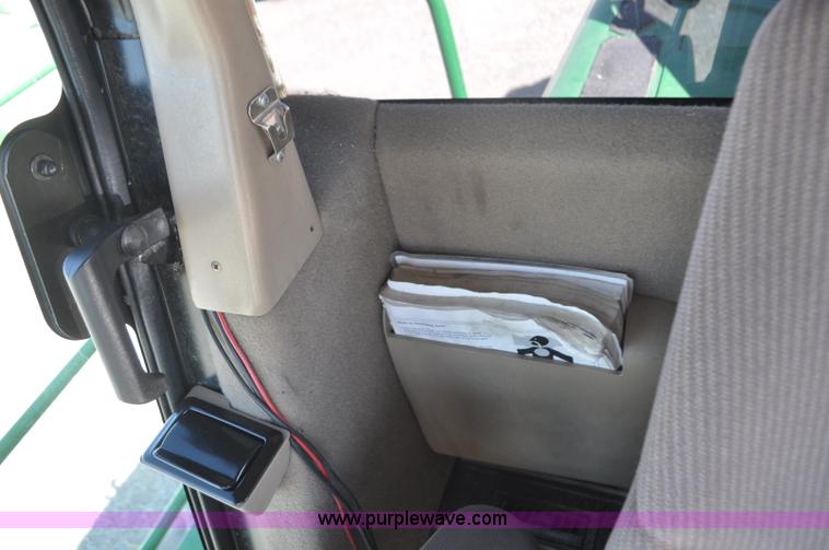 image for item F2266 2006 John Deere 7800 forage harvester