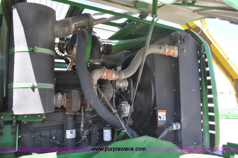 image for item F2266 2006 John Deere 7800 forage harvester