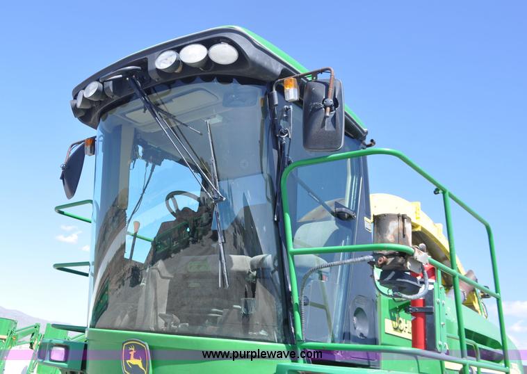 image for item F2266 2006 John Deere 7800 forage harvester