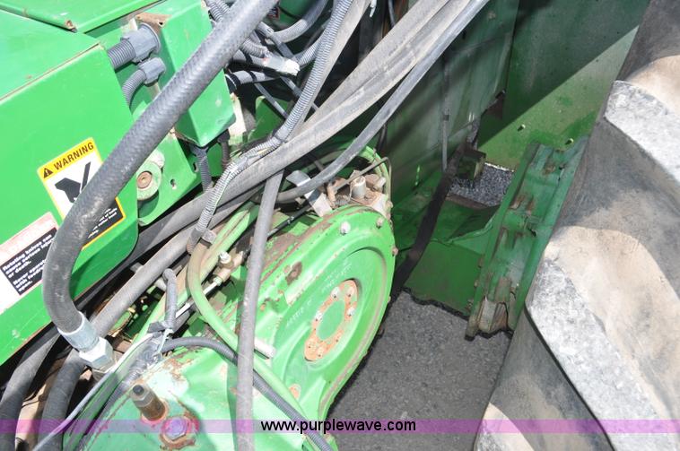 image for item F2266 2006 John Deere 7800 forage harvester